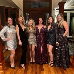 Black velvet dress worn once